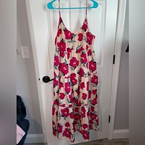 TCEC | Medium | Never Worn